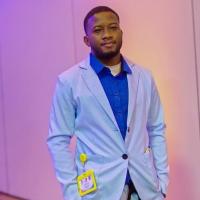 Picture of Cleon in a Blue suit